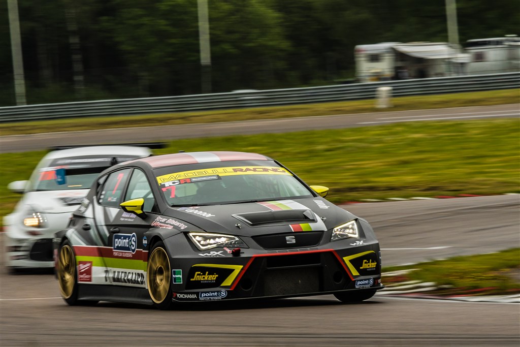 Kim Lund og Madbull Racing klar til TCR.